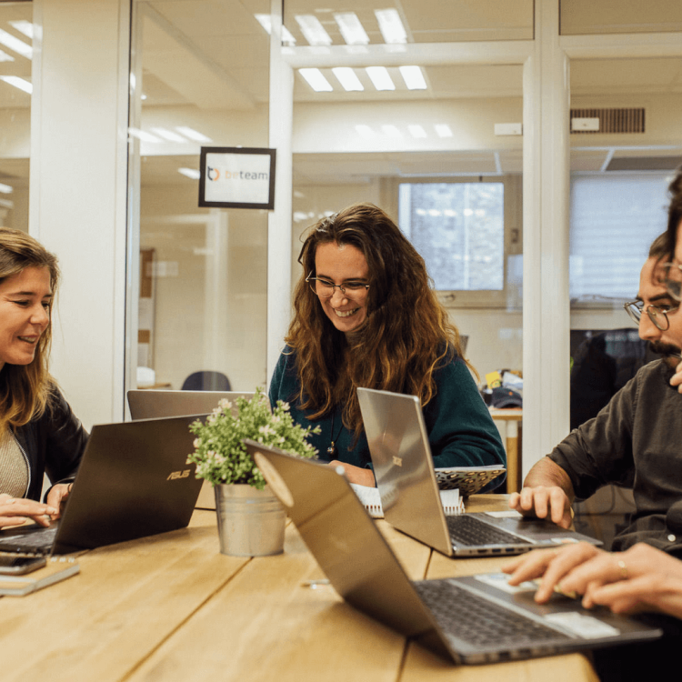 Perles office, une équipe toujours à votre écoute !